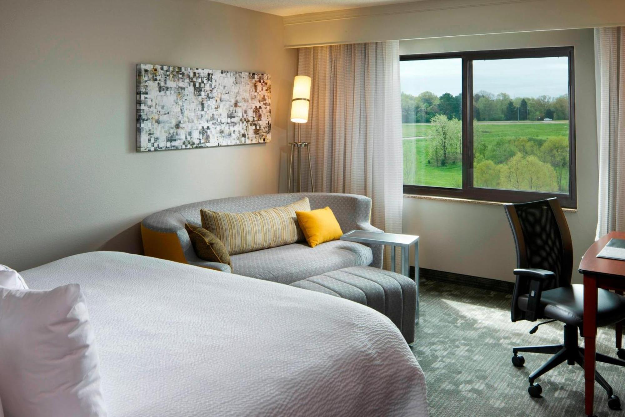 Courtyard By Marriott Jackson Hotel Екстериор снимка