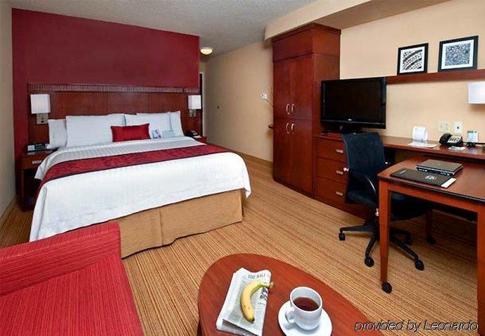 Courtyard By Marriott Jackson Hotel Екстериор снимка